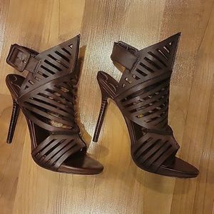 Leon Max Etienne Caged Stiletto Cut-Out Heel Modern Genuiune Leather 7.5 NWOB